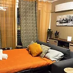 Prime - Air Conditioning, 2 Parking, 2 Baths, Centre, 200mt Esengrini Montalbano, No Keybox Semesterbostad Varese