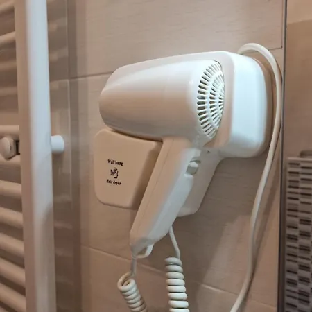 Prime: With Ac And Parking Near Train Station