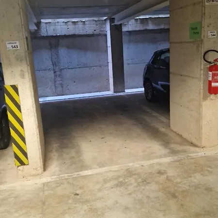 Prime: With Ac And Parking Near Train Station Apartment *