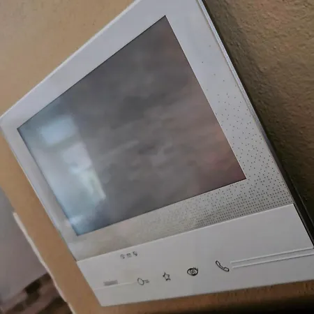 Hébergement de vacances Prime - Air Conditioning, 2 Parking, 2 Baths, Centre, 200mt Esengrini Montalbano, No Keybox *