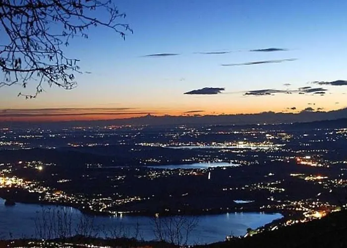 Prime - Air Conditioning, 2 Parking, 2 Baths, Centre, 200mt Esengrini Montalbano, No Keybox Varèse