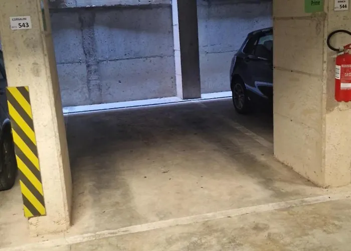 Prime - Air Conditioning, 2 Parking, 2 Baths, Centre, 200mt Esengrini Montalbano, No Keybox Hébergement de vacances *