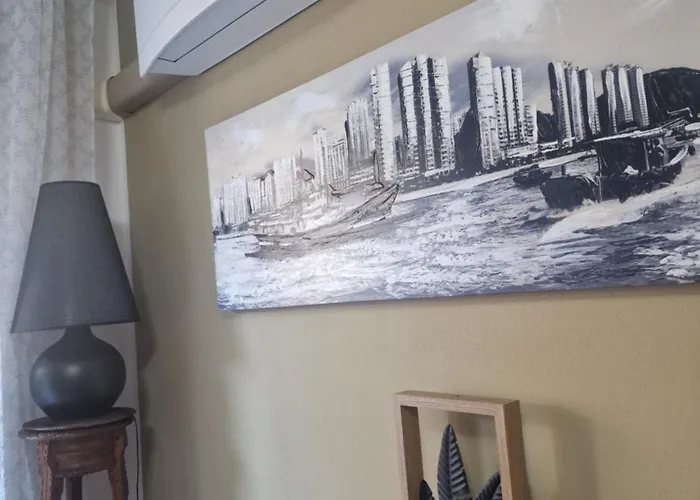 Prime - Air Conditioning, 2 Parking, 2 Baths, Centre, 200mt Esengrini Montalbano, No Keybox Hébergement de vacances