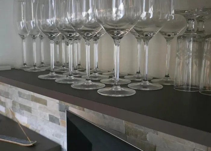 Prime - Air Conditioning, 2 Parking, 2 Baths, Centre, 200mt Esengrini Montalbano, No Keybox Hébergement de vacances