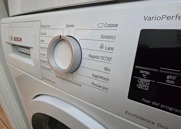 Prime - Air Conditioning, 2 Parking, 2 Baths, Centre, 200mt Esengrini Montalbano, No Keybox *