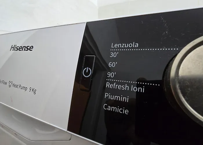 Hébergement de vacances Prime - Air Conditioning, 2 Parking, 2 Baths, Centre, 200mt Esengrini Montalbano, No Keybox